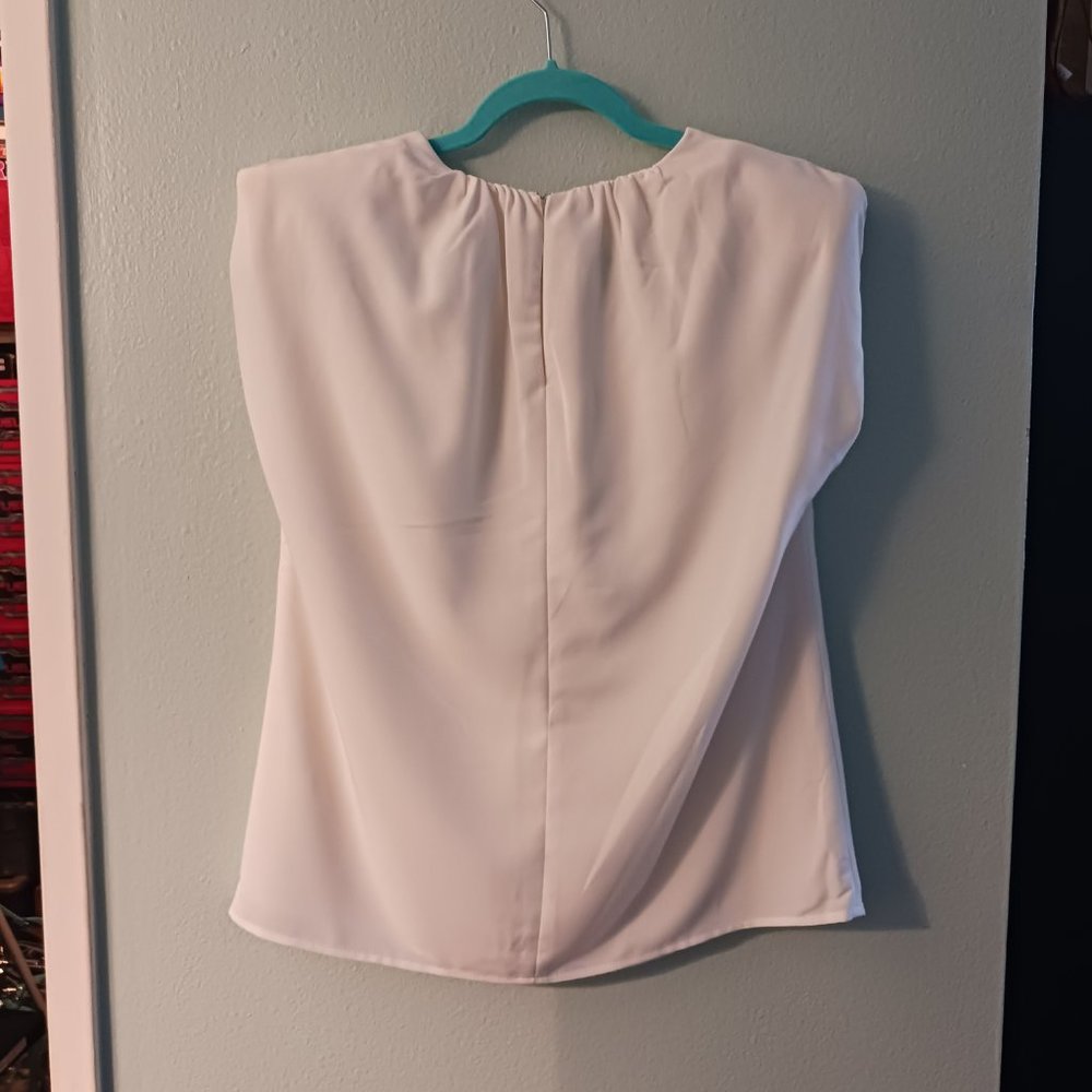 Express Cream Blouse - Picture 2 of 4